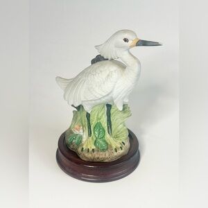 White Egret Porcelain Figurine 1987 Royal Crown Arnart Signed J Byron CHIP READ